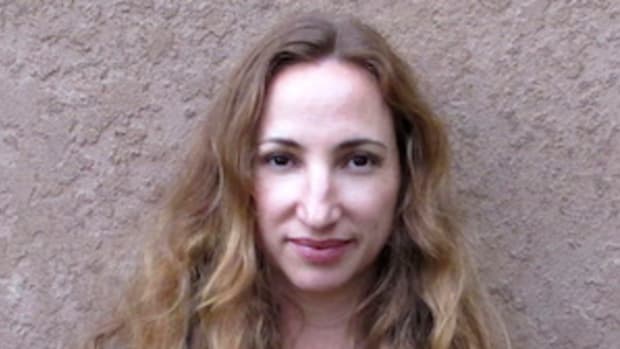 Johanna-DeBaise-author-writer