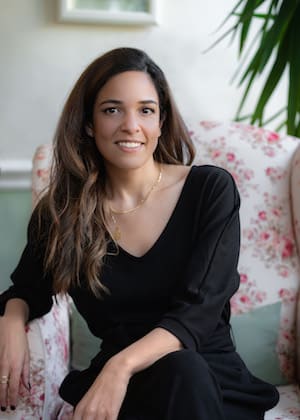 Layla AlAmmar: On Reading Outside Our Comfort Zones - Writer's Digest