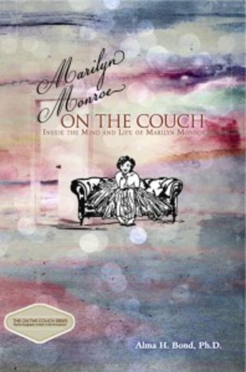 Marilyn Monroe on the Couch Front-sm