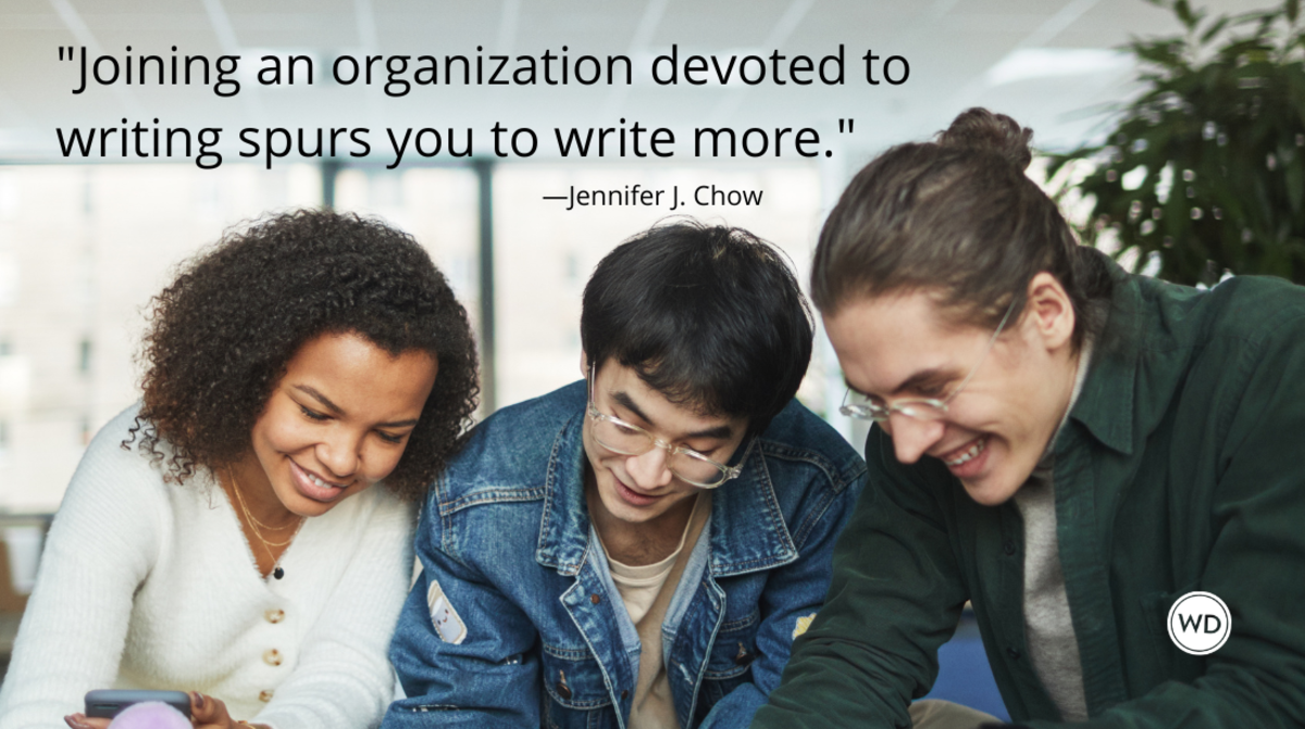 Writing Doesn't Have to Be Lonely: 5 Benefits of Joining a Writing Organization