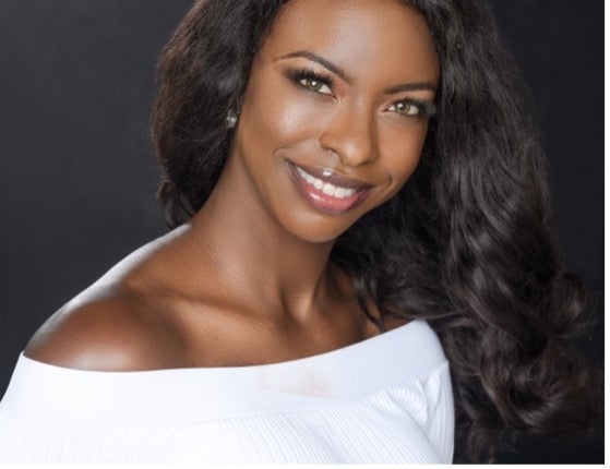 Lesley Yvonne Hunter